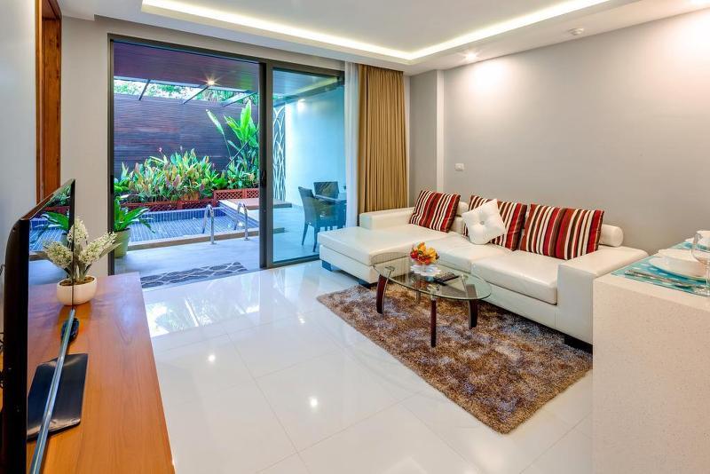 At The Tree Condominium Phuket Esterno foto